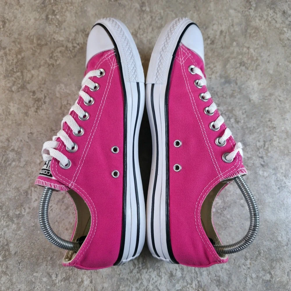 Converse Womens 11 / Mens 9 Chuck Taylor All Star Pink Casual Shoes Sneakers